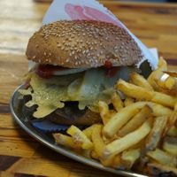 Fries at Yellow Sunshine in Berlin