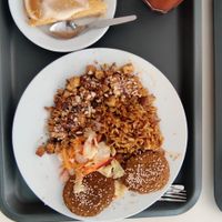 Tofu and lentils mix, ginger beetroot juice and choc cake at Escolha Natura in Lisbon