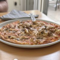 Vegane Pizza Speciale  at Restaurant Pizzeria Ambiente in Bad Kissingen