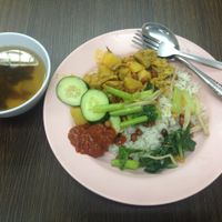 Vegan mixed rice w/ curry at Wonder Chef's Veggie in Kuala Lumpur