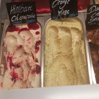 flavours: raspberry cheesecake, orange mint at TONIS in Leipzig