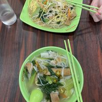 hokkien mee (top) & fish bee hoon soup (bottom) at e Veg 益素食 - VivoCity in Central Singapore