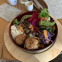 Super salad Bowl #Veganuary at La Verde in Lima