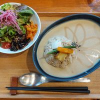 White curry at Gomacro in Kyoto