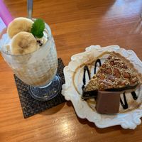 I couldn’t eat any of the savoury options (none gluten-free) so settled for the nut pie and a banana smoothie! at Gomacro in Kyoto