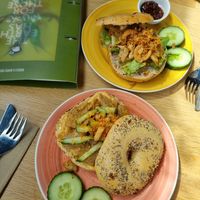 Vegan bagels at Bagels & Beans - Vivaldistraat in Amsterdam