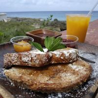 Vegan French toast at Vivo Cafe & Restaurant in West Bay