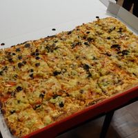 Pizza vegetarisch with vegan cheese - 60 x 40 cm! at Kami Express in Saarbrucken