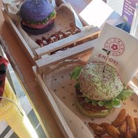 Butterfly burger e elf burger🎅🏻 at Flower Burger - Viale Vittorio Veneto in Milan