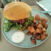 Yellow Submarine Burger at BuenaVida Vegan in Tenerife