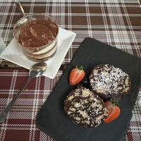 Tiramisu und Schokosalami  at BuenaVida Vegan in Tenerife