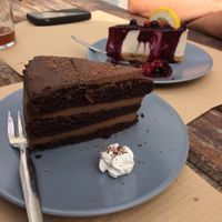 Chocolate cake and cheesecake at BuenaVida Vegan in Tenerife