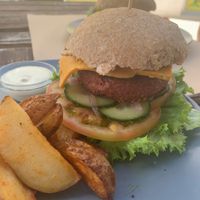 Beyond burger with potatoes at BuenaVida Vegan in Tenerife