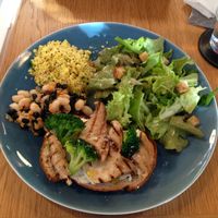 Tartine lunch plate  at 8ablish in Tokyo