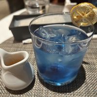 The lemonade turns purple when you add the syrup (we’ve never seen this in the UK)  at 8ablish in Tokyo