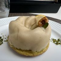 Pistachio cakee  at 8ablish in Tokyo