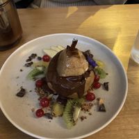 Baked pear at Le Potager de Charlotte in Paris