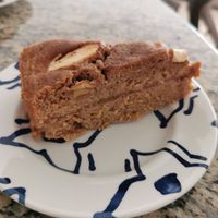 Apple cake at BE U in Ericeira