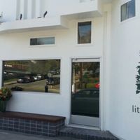 outside at Little Pine in Los Angeles