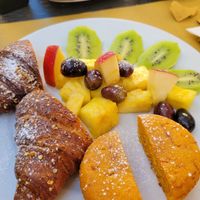 Vegan breakfast at La Licata in Rome