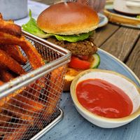 Veganer Burger at Pier 14 in Seebad Zinnowitz