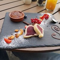 Schokoladen Creme Brülee mit Cassissorbet at Pier 14 in Seebad Zinnowitz