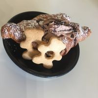 Vegan chocolate croissant and biscuits at da Stefy in Udine