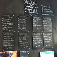 5 Vegan Pizzas, and more vegetarian at Pizzeria Dope in Amsterdam