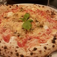 Vegan quattro formaggi🍕 at Pizzeria Dope in Amsterdam