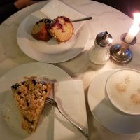 Vegan gooseberry cake and vegan Gugelhupf at You're Welcome in Berlin