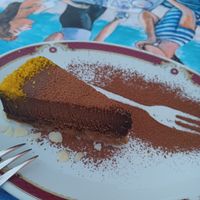 Tarta crudivegana de chocolate at Vegans N' Roses in Castelldefels