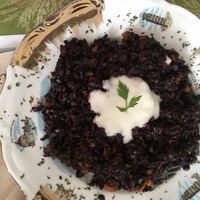 Arroz negro con mayonesa  at Vegans N' Roses in Castelldefels