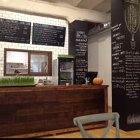 Inside at Petit Brot - Cold Press Raw Eco in Barcelona