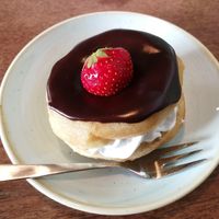 Vegan doughnut at Kaf in Copenhagen