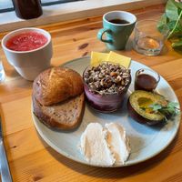 Brunch complete with freshly pressed juice at Kaf in Copenhagen