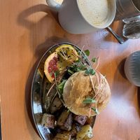   at General Cafe in Val-david