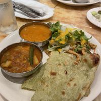 Buffet curries with vegan Nan   at Milan Nataraj in Tokyo
