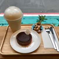 Chocolate tart with ginger soy late at Vegan Heaven in Taipei