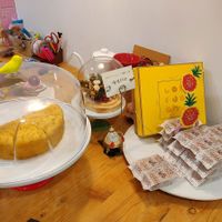 Pineapple cake is a must buy at Vegan Heaven in Taipei