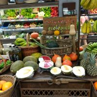 organic fruit and veg at Herbolario Navarro - San Vicente in Valencia