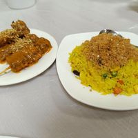 Satay skewers and pineapple rice at Cheng Si Jie Thai Private Kitchen 鄭​師姐泰式素食私房菜 in Kowloon