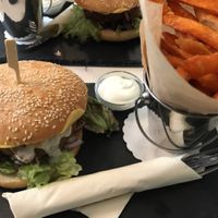 Farmer burger w sweet potato fries at Veggiezz - Am Salzgriess in Vienna