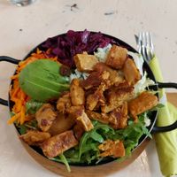 Bowl protein veggiezz at Veggiezz - Am Salzgriess in Vienna