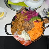 Seitan gyro bowl at Veggiezz - Am Salzgriess in Vienna