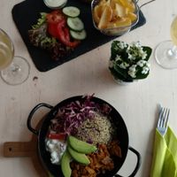 Seitan Pfeffer Steak & Gyros Bowl   at Veggiezz - Am Salzgriess in Vienna