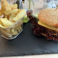 Smokey burger at Veggiezz - Am Salzgriess in Vienna
