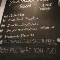 Restaurant at Veggiezz - Am Salzgriess in Vienna