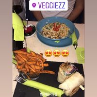 Unbelievable food at Veggiezz - Am Salzgriess in Vienna