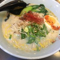 Skip the egg, not worth the $2  at Ramen Hood in Los Angeles