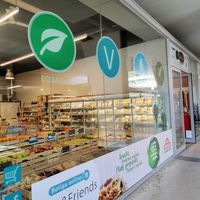 Storefront at Veg & Friends  in Sant Cugat Del Valles